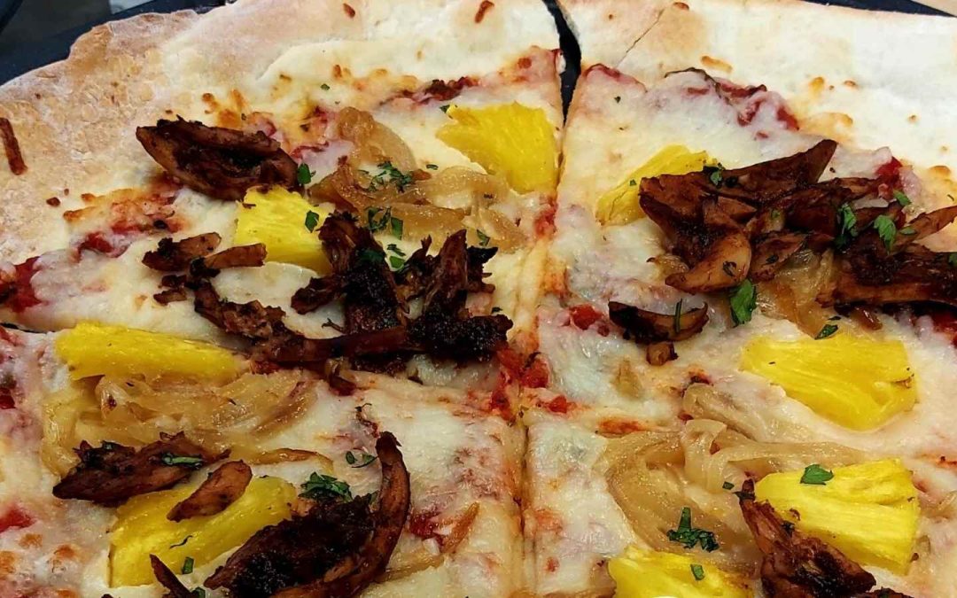 JERK CHICKEN THIN CRUST PIZZA