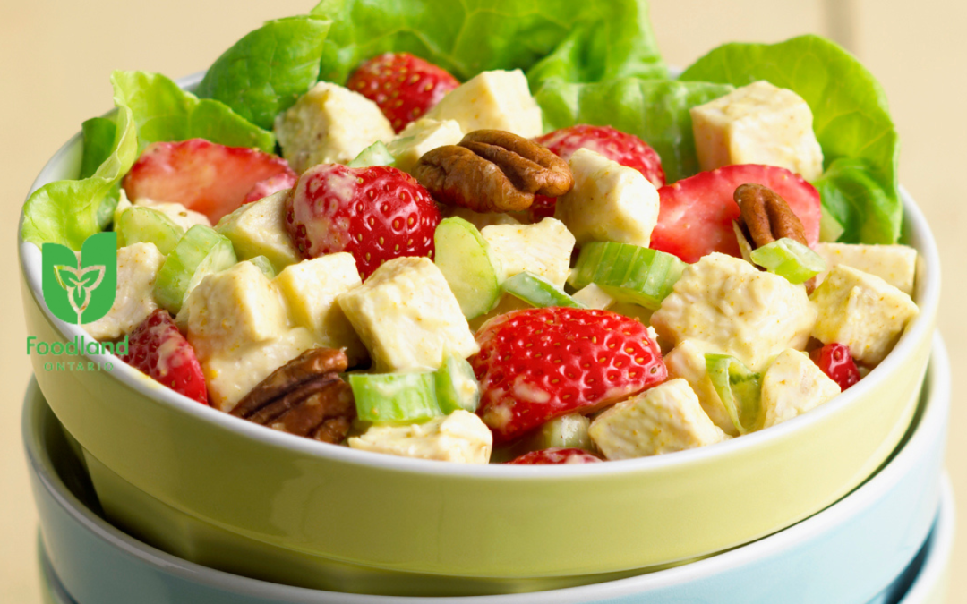 CURRIED CHICKEN AND STRAWBERRY SALAD IN PITA POCKETS